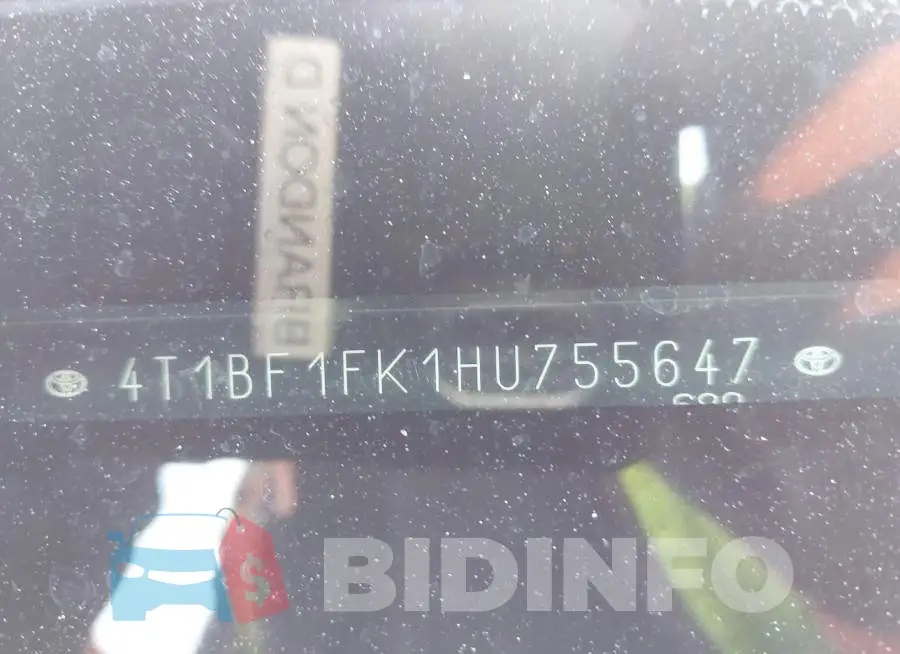 4T1BF1FK1HU755647 Photo# 9