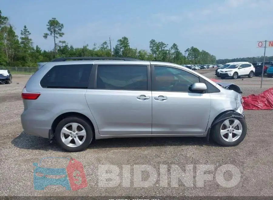 5TDKZ3DCXHS820180 Photo# 19