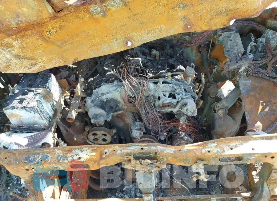 1N6ED1EK4PN674771 Photo# 10