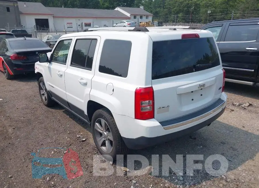 1C4NJRFB6GD768388 Photo# 3
