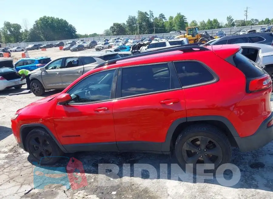 1C4PJLCB4JD620242 Photo# 14
