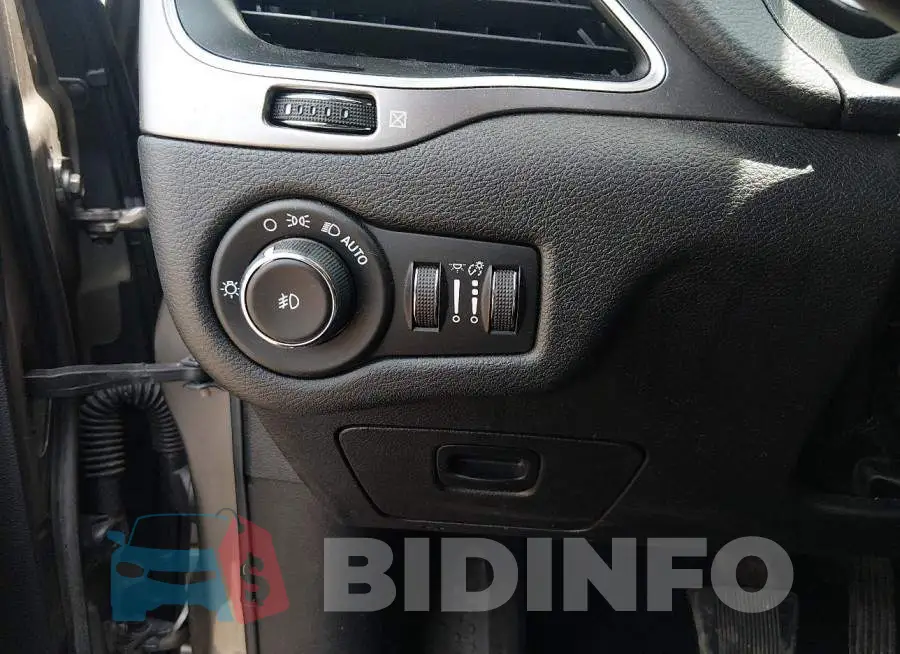 1C4PJMLB0KD105357 Photo# 21