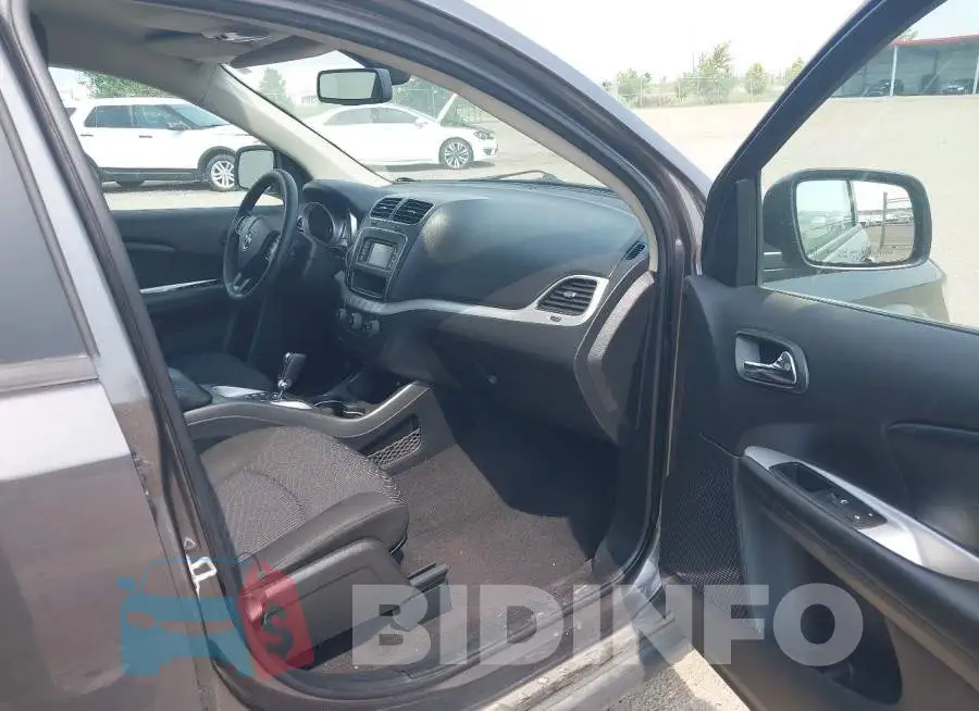 3C4PDCAB3LT219319 Photo# 5