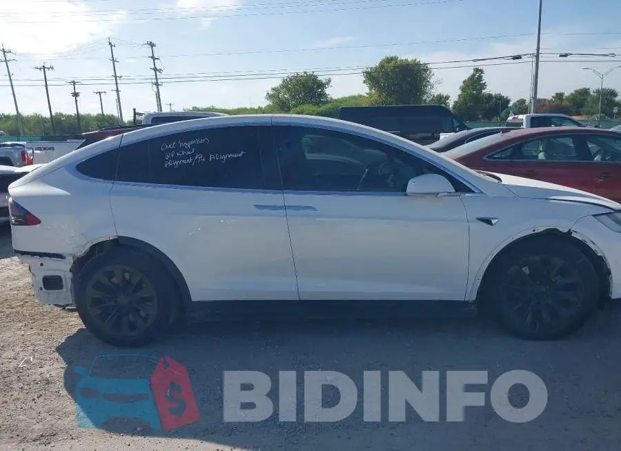 5YJXCBE27KF185972 Photo# 12