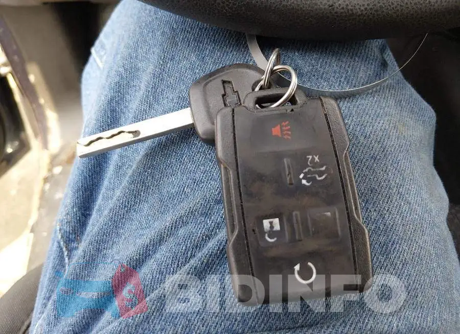 1GCRYBEF3LZ256240 Photo# 11