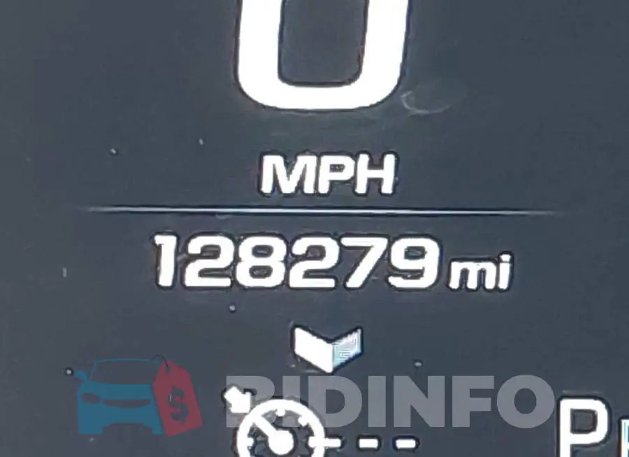 1GNSKJKC7HR146684 Photo# 15