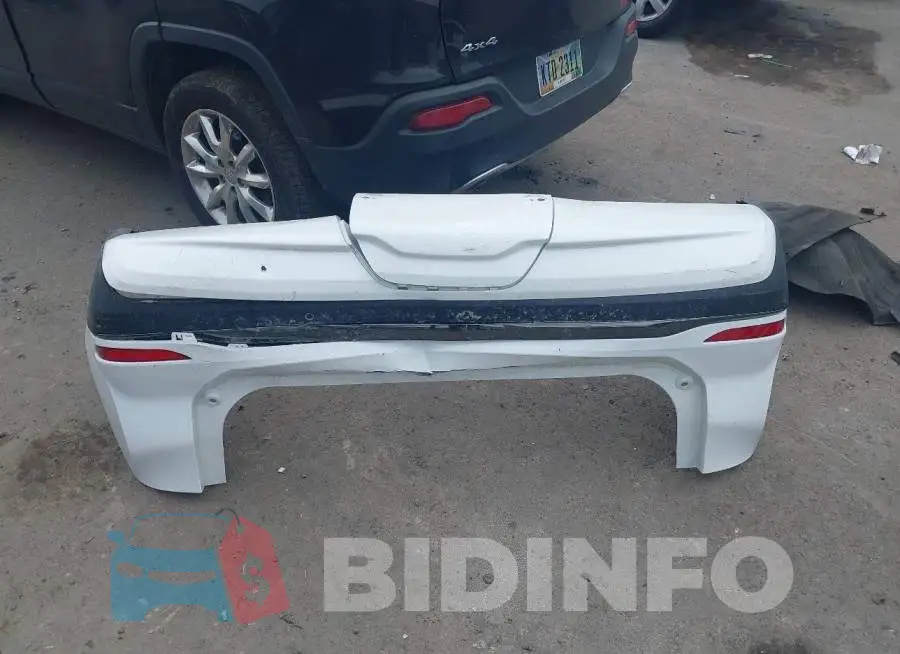 2GNAXWEV5N6101774 Photo# 12