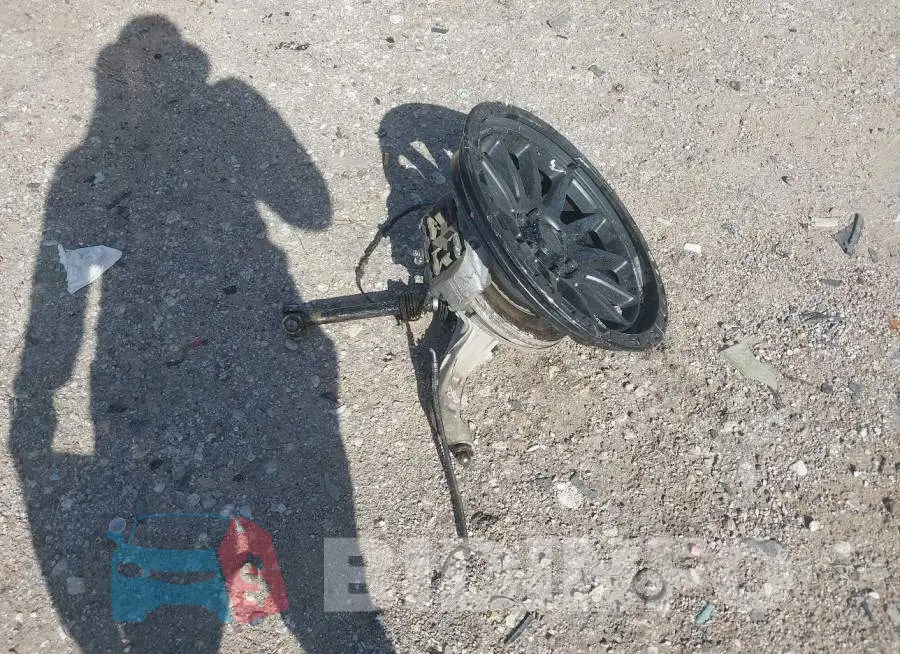 3GCUYDEDXKG165050 Photo# 12