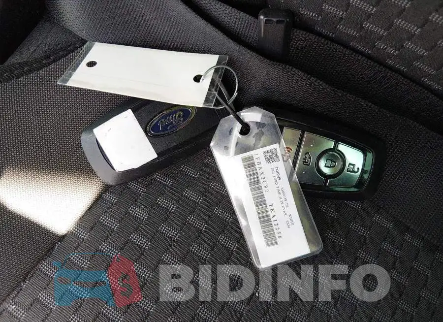 1FBAX2C82TKA12256 Photo# 11
