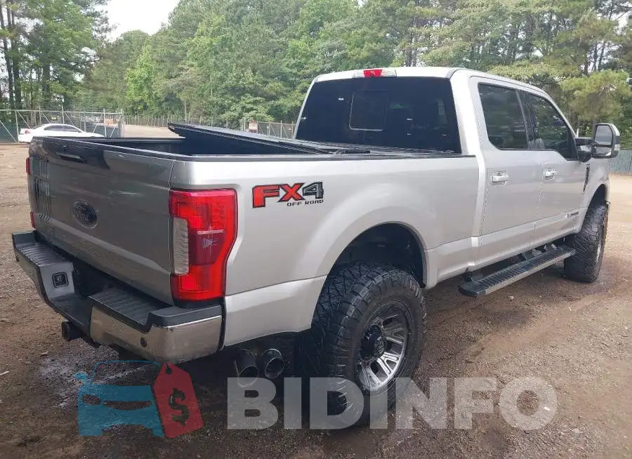 1FT7W2BT2JEB26557 Photo# 4