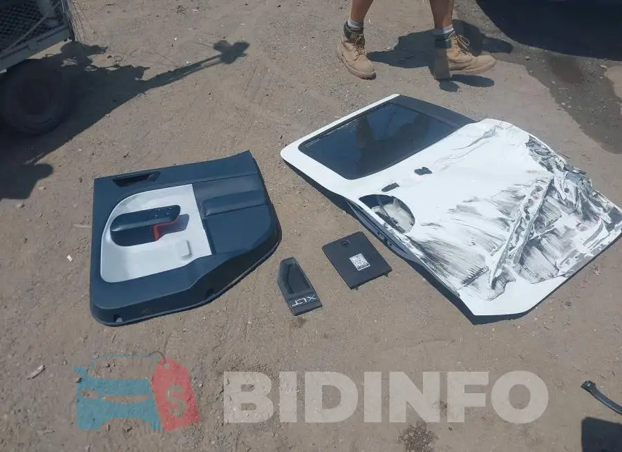 3FTTW8H32RRA11992 Photo# 12