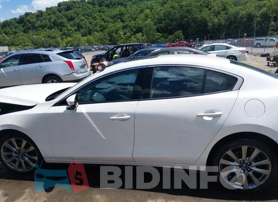 3MZBPBDL1NM305058 Photo# 13