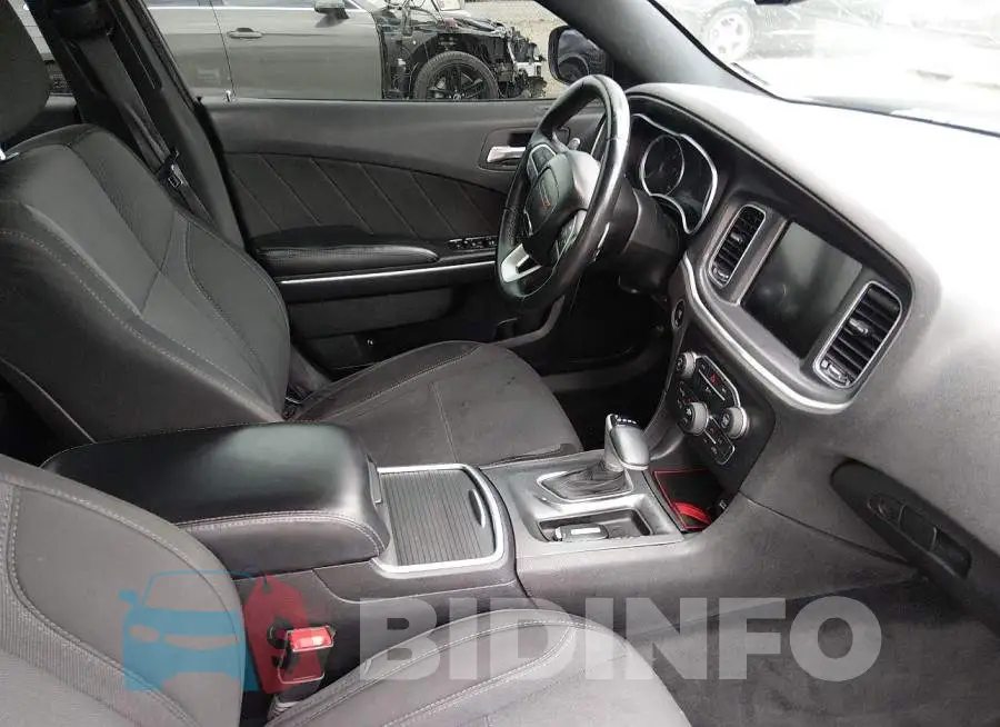 2C3CDXCT5GH203850 Photo# 5
