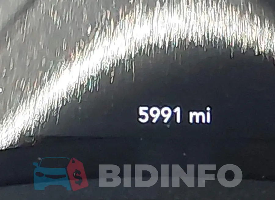 2C3CDXCT1PH645914 Photo# 16