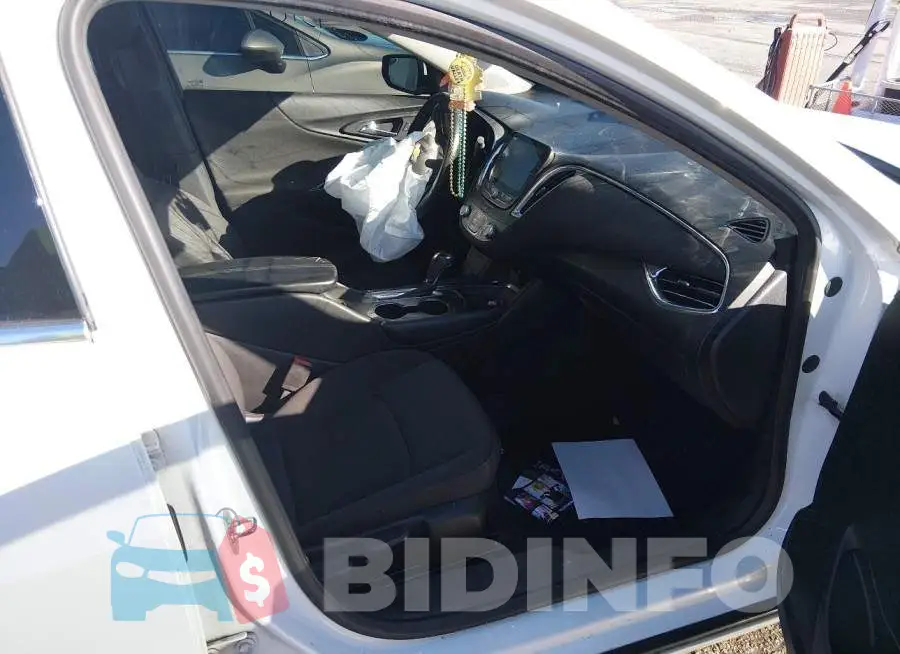 1G1ZD5ST5JF162374 Photo# 5