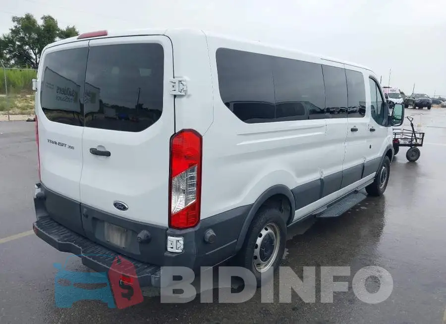1FBZX2ZM5JKB42973 Photo# 4