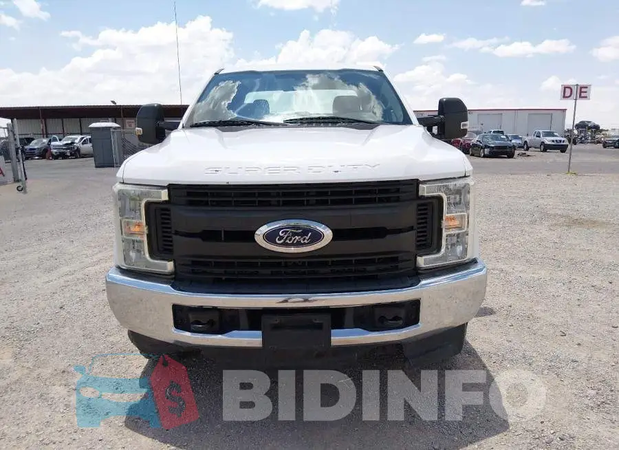 1FT7X2B62HED28462 Photo# 12