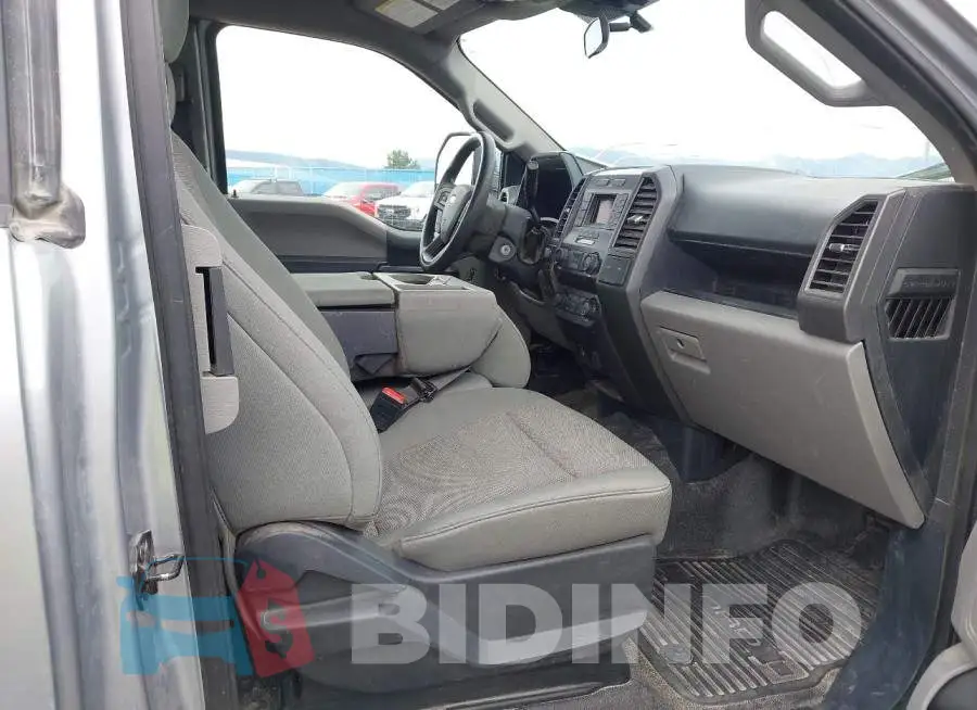 1FT7X2B63NEF13812 Photo# 5