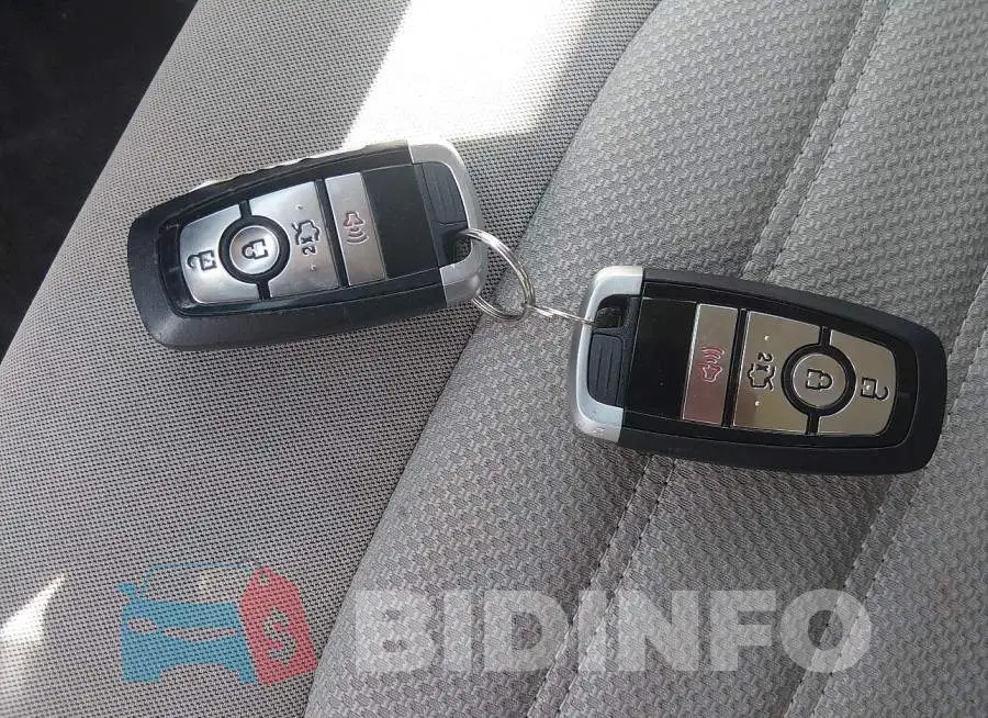 3FA6P0UU2JR278991 Photo# 11
