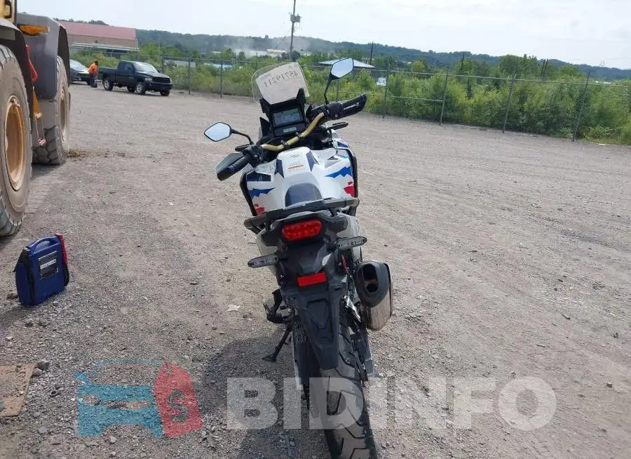 JH2SD15B6RK000090 Photo# 6