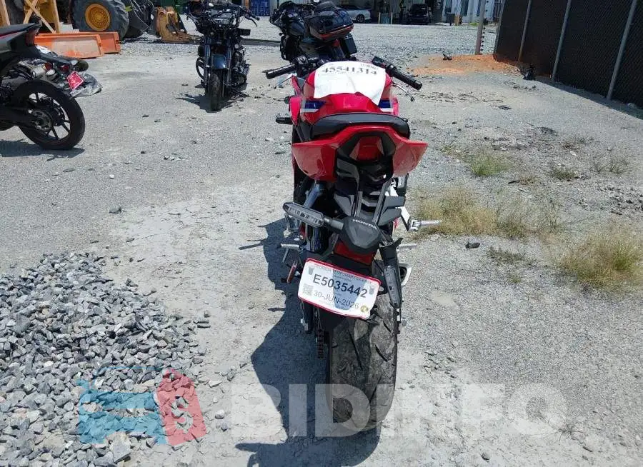 MLHRH155XT5201547 Photo# 6