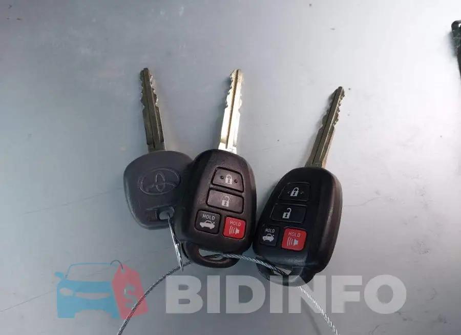 4T4BF1FK8GR520800 Photo# 11