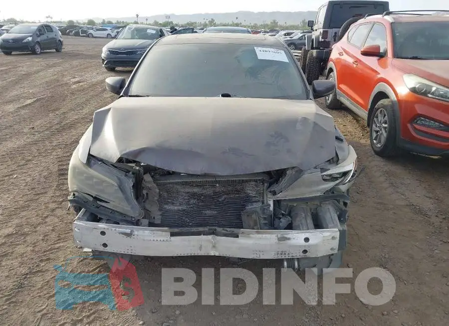 19UDE2F36HA010507 Photo# 6