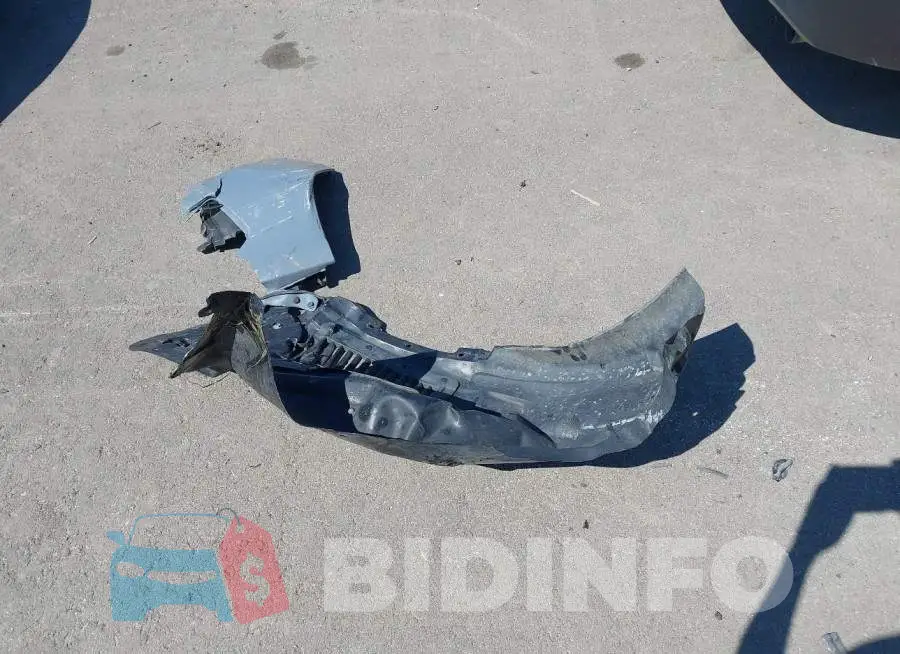 19UUB6F58RA002041 Photo# 12