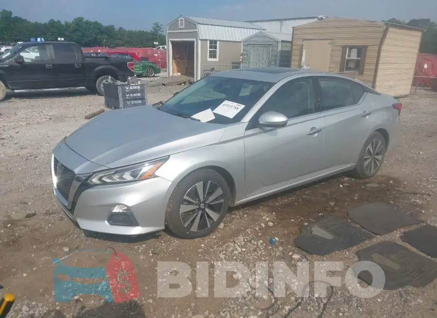 1N4BL4EV4LC184167 Photo# 2