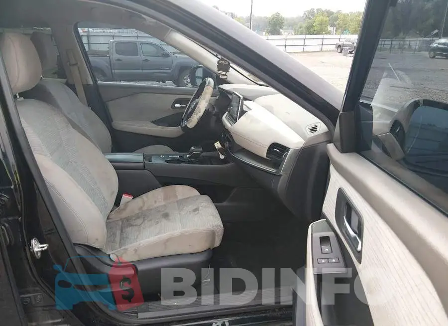 JN8BT3BA6PW004993 Photo# 5