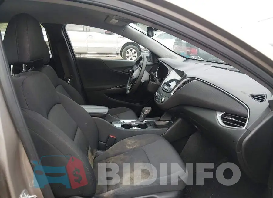 1G1ZD5ST7SF140586 Photo# 5
