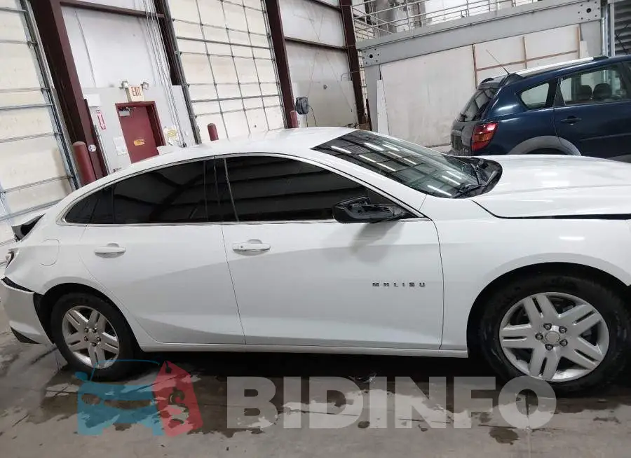 1G1ZD5ST9PF169319 Photo# 13