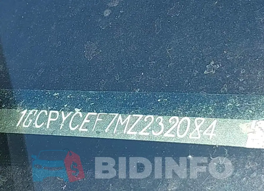 1GCPYCEF7MZ232084 Photo# 9