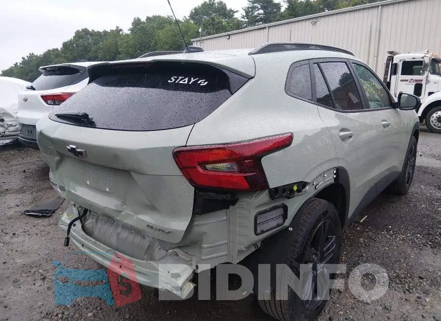 KL77LKE26RC221882 Photo# 4