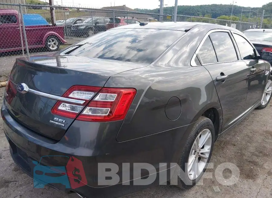 1FAHP2E82JG113679 Photo# 4