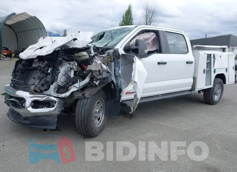 1FT8W3BM7REE45578 Photo# 2