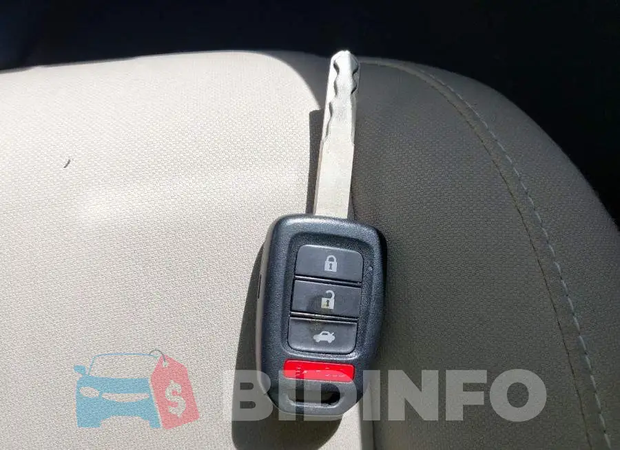 19XFC2F50GE242921 Photo# 11