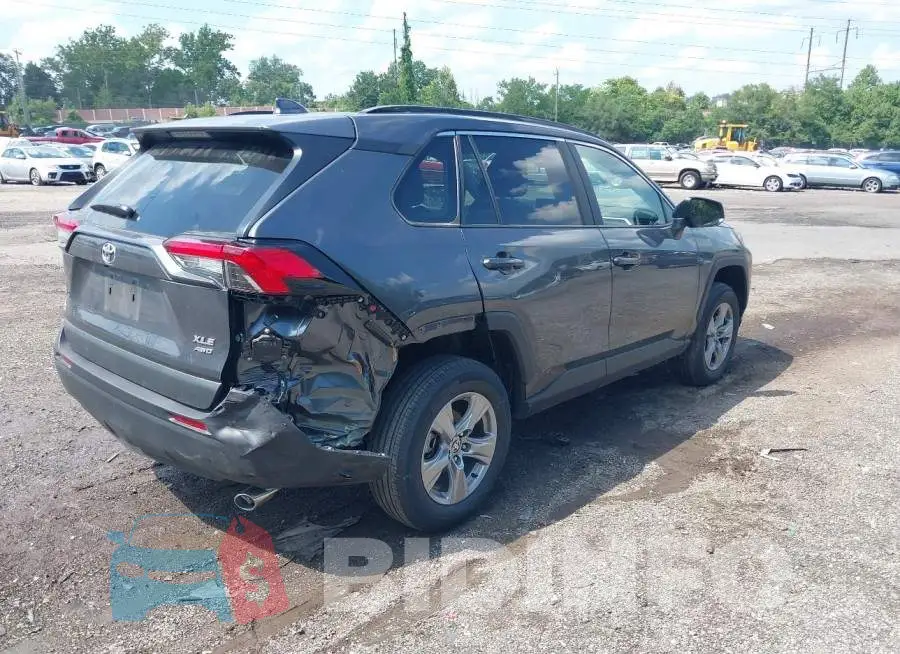2T3P1RFV4SW621789 Photo# 4