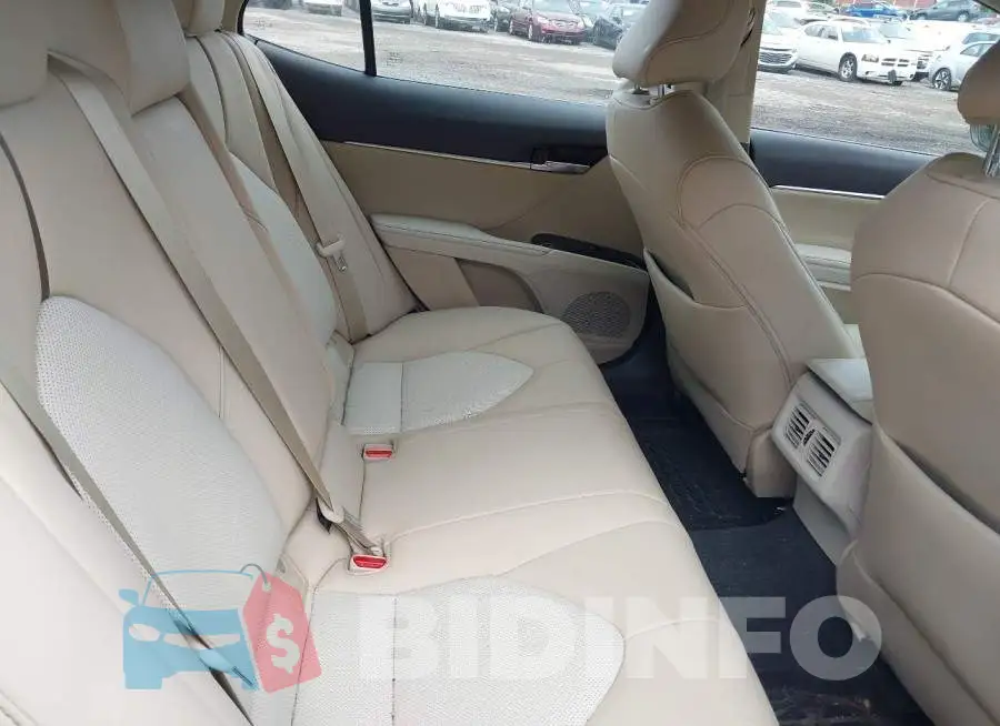 4T1F31AK8LU017242 Photo# 8