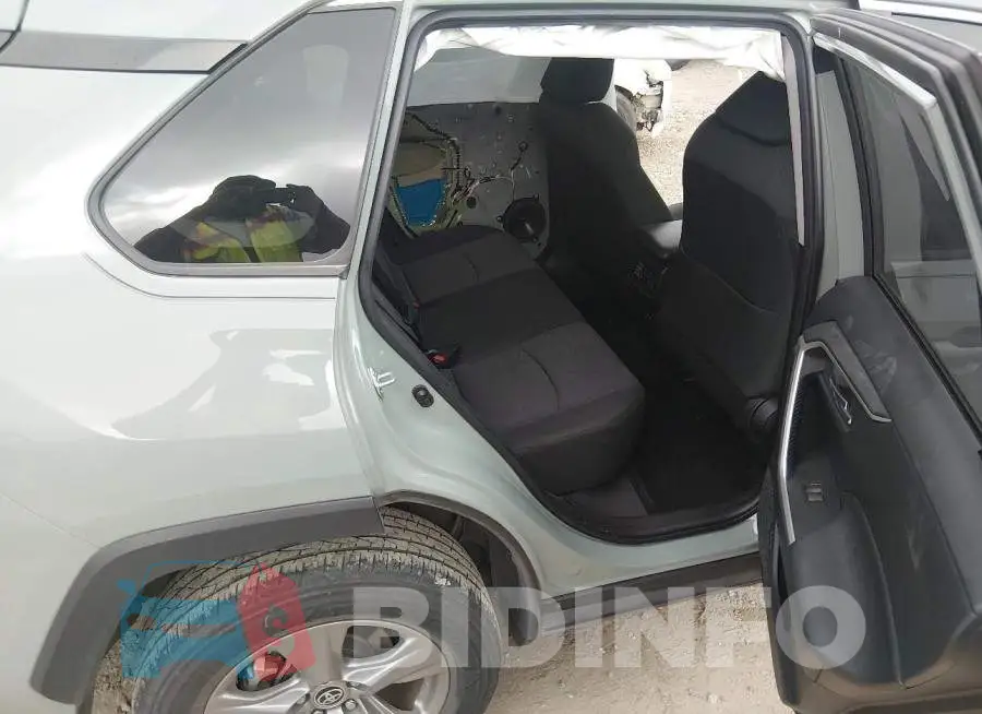 JTMW1RFV3PD112308 Photo# 8