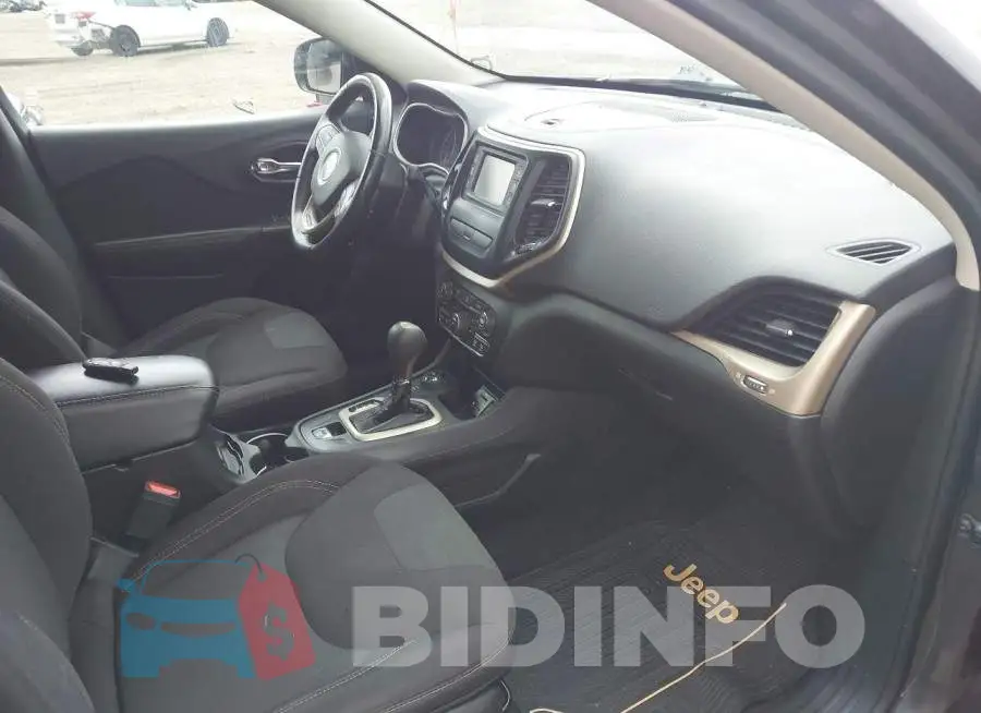 1C4PJMCB8HW520701 Photo# 5
