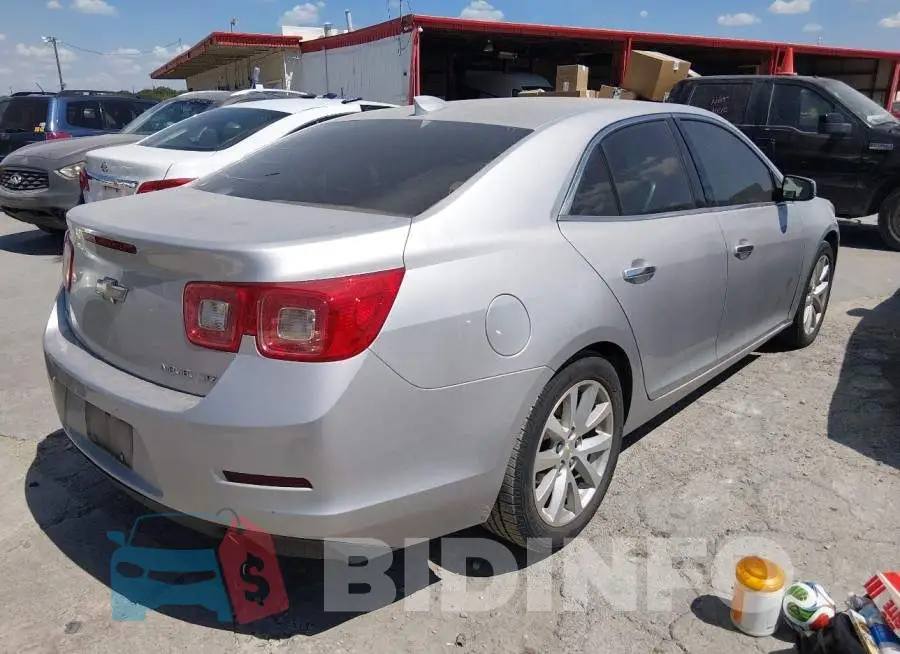 1G11E5SA1GF138655 Photo# 4