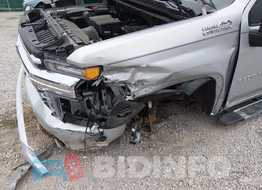 2GC4YRE7XP1705083 Photo# 6