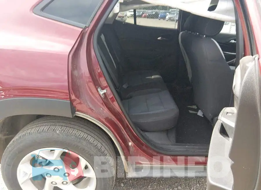 KL77LFE27RC129560 Photo# 8