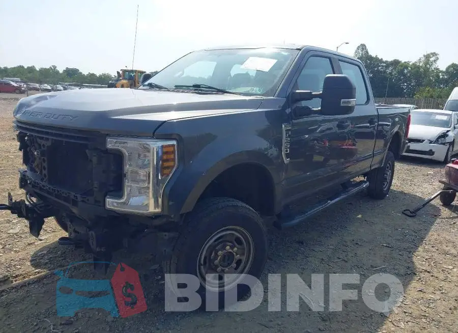 1FT7W2B69JEB16795 Photo# 2