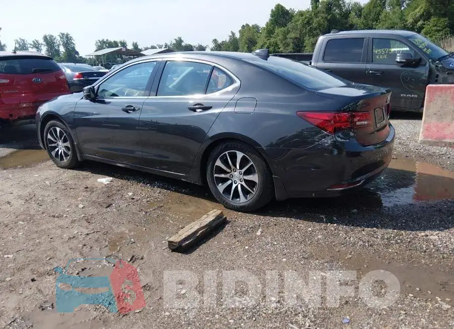 19UUB1F53GA002822 Photo# 3