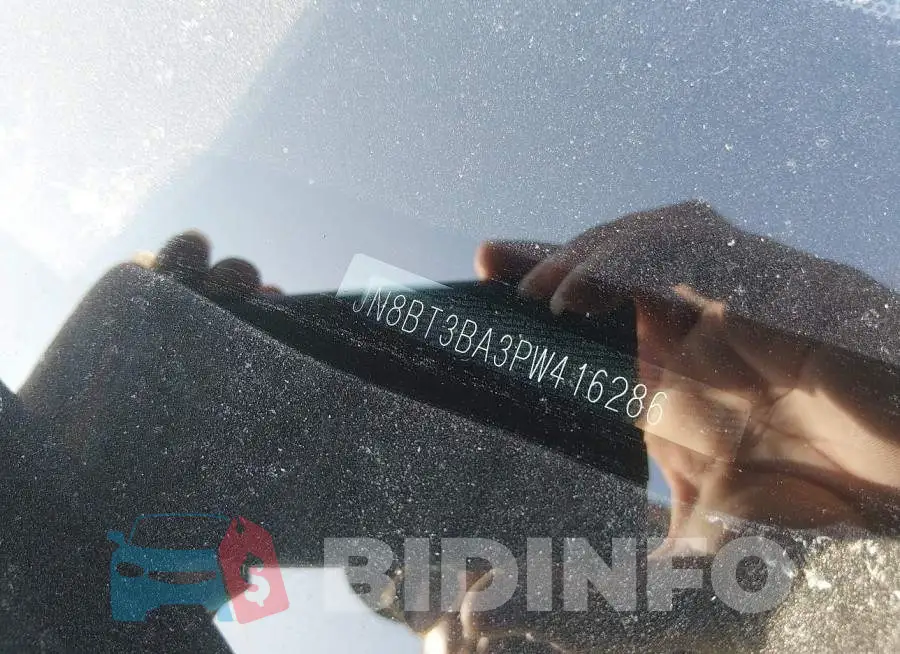 JN8BT3BA3PW416286 Photo# 18