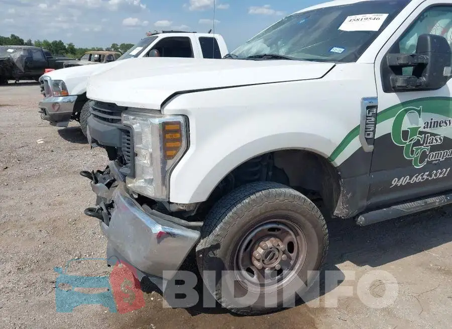 1FT7W2B61KEC61394 Photo# 6