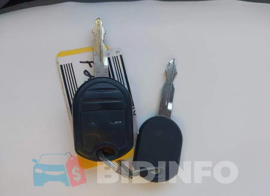1FTBF2BT3GEC64272 Photo# 11