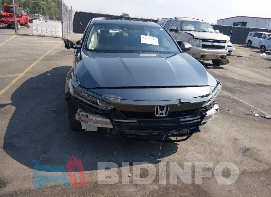 1HGCV2F32KA011768 Photo# 17